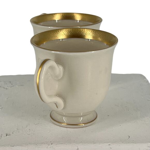 American Manor Shenango Templar Ivory Gold Rim Demitasse Teacups Elegant Vintage - Picture 4 of 15